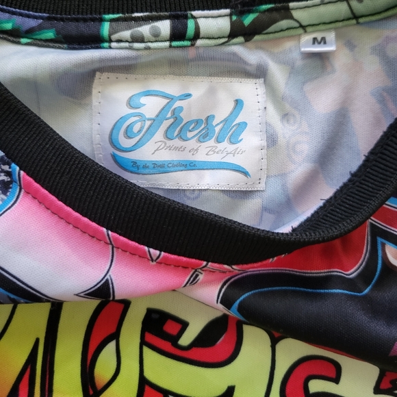 NWOT! FRESH PRINCE OF BEL-AIR COLORFUL GRAFFITI DESIGN SHORT SLEEVE SHIRT - Picture 4 of 4